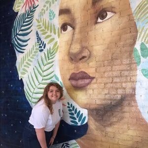 Meet your Posher, Savannah